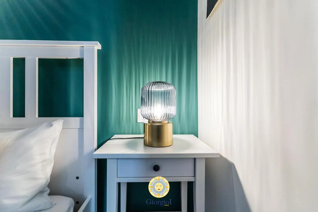 Giorgio I Rooms Palermo 2*,